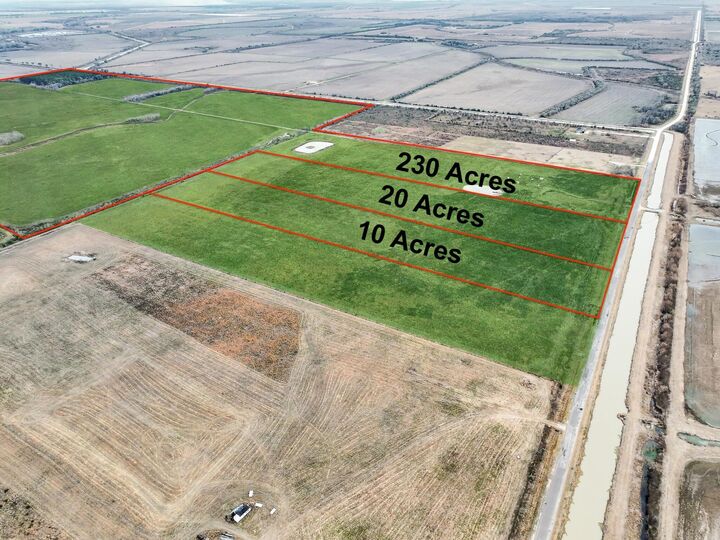 Property Photo:  747 Canal Road  TX 77665 