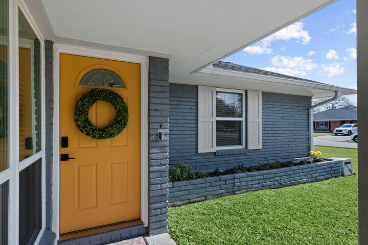 Property Photo: 4410 Viking Drive TX 77092