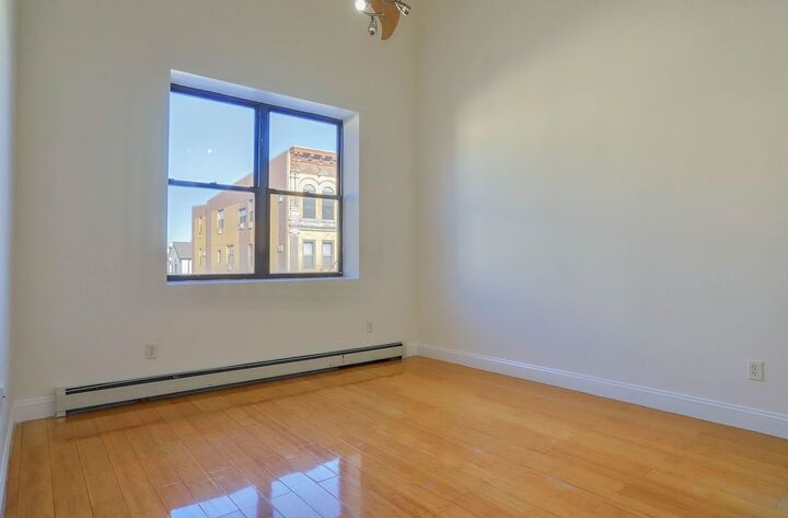 Property Photo: 410 Central Ave 3C NJ 07307