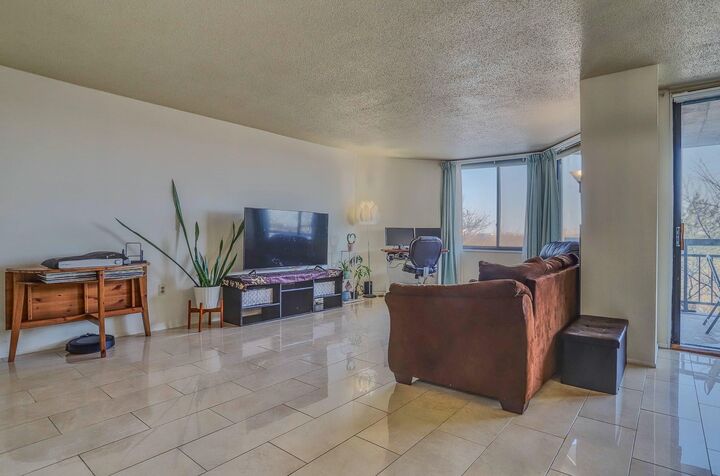Property Photo:  525 Harmon Cove Tower 525  NJ 07094 