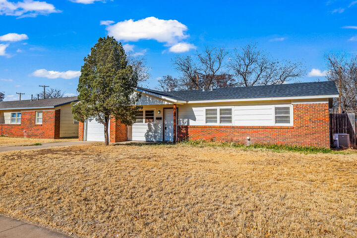 Property Photo:  5522 17th Street  TX 79416 