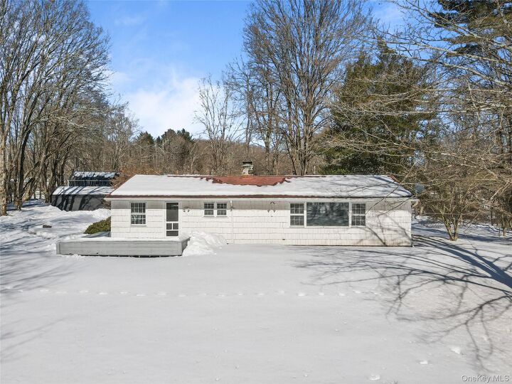 Property Photo:  100 Upper Shad Road Back Cottage  NY 10576 