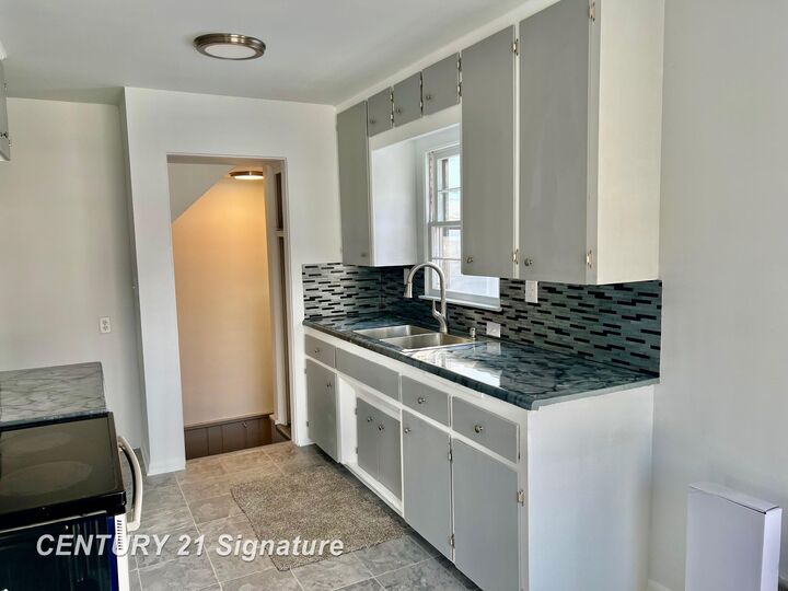 Property Photo: 603 Davenport Avenue MI 48602