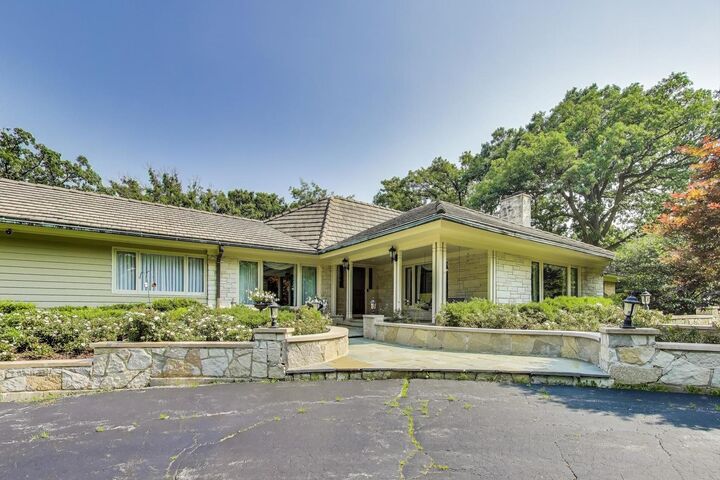 Property Photo: 6500 Shady Lane IL 60527