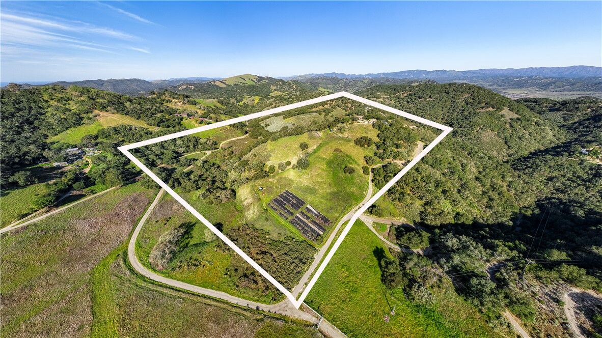 Property Photo:  7840 Cougar Ridge  CA 93454 