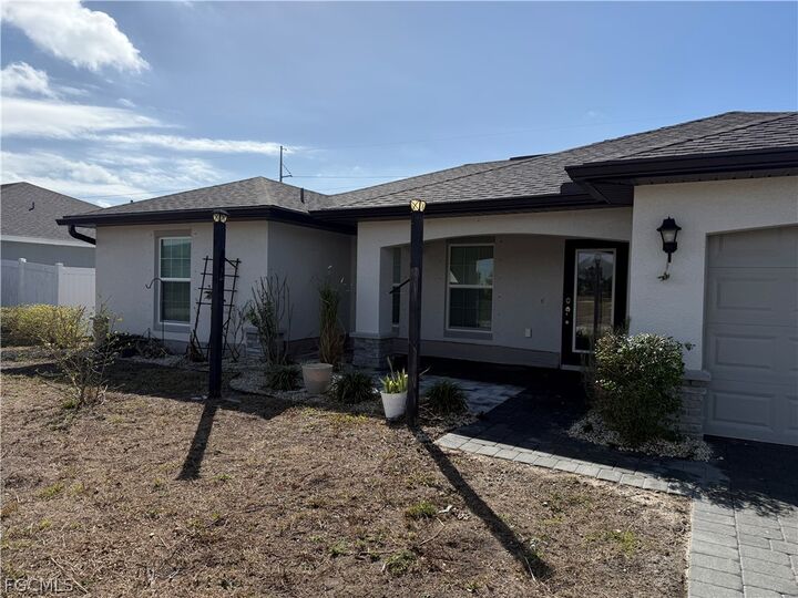 Property Photo:  910 NW 8th Terrace  FL 33993 
