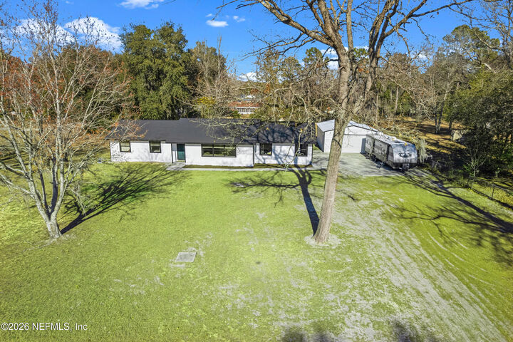 Property Photo: 2961 Beaver Avenue FL 32068