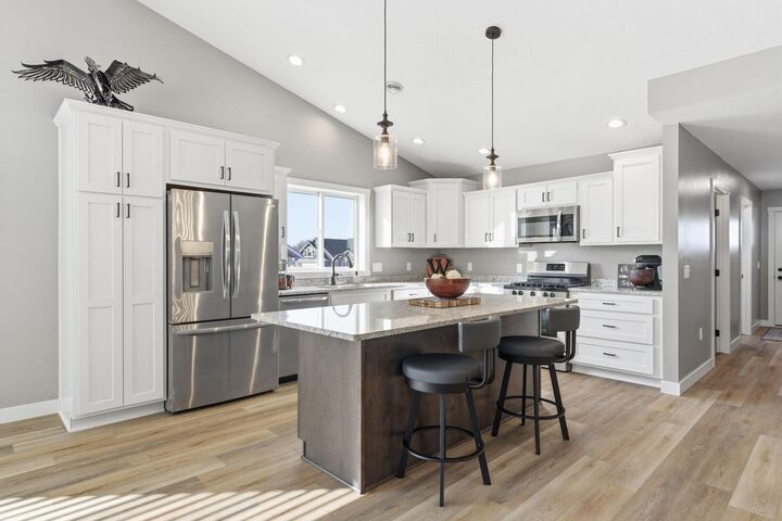 Property Photo:  727 Hilltop Lane  WI 54024 