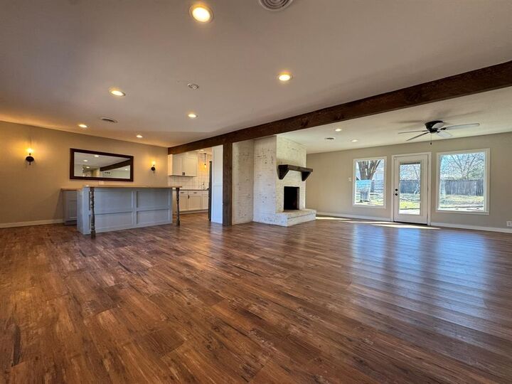 Property Photo: 55 SE 31st Street TX 75460