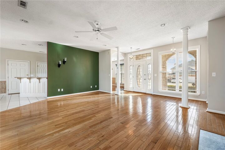 Property Photo:  1209 W Mimosa Street  AR 72756 