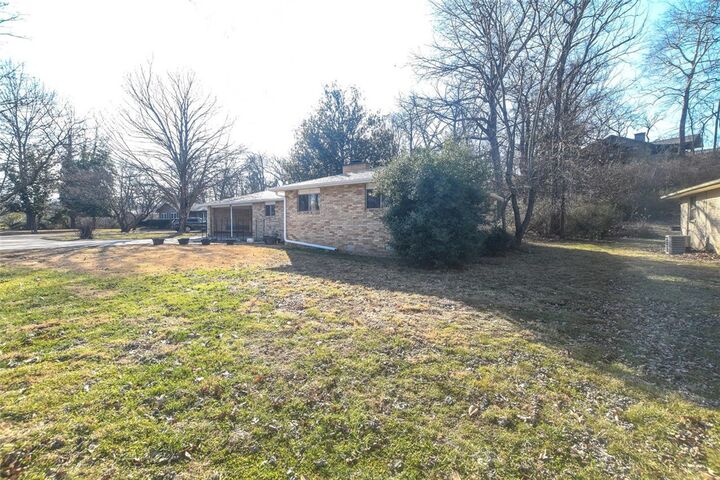 Property Photo: 710 W University Street AR 72761