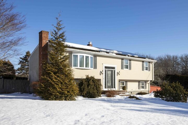 Property Photo:  795 Old Warren Rd  MA 02777 