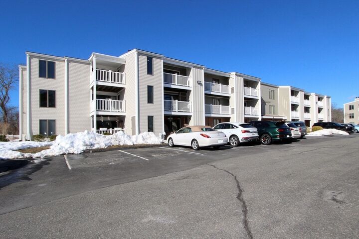 Property Photo:  36 Old Colony Way 21  MA 02653 