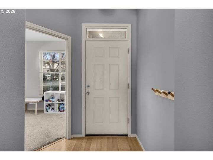 Property Photo:  1093 SE Wenlock Ave  OR 97123 