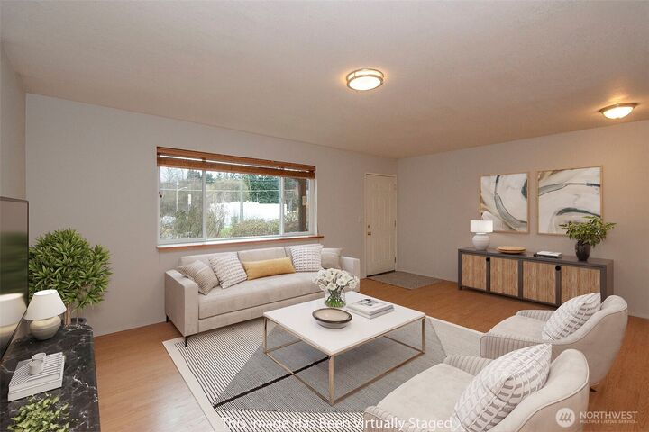 Property Photo:  1125  Fountain Street  WA 98363 