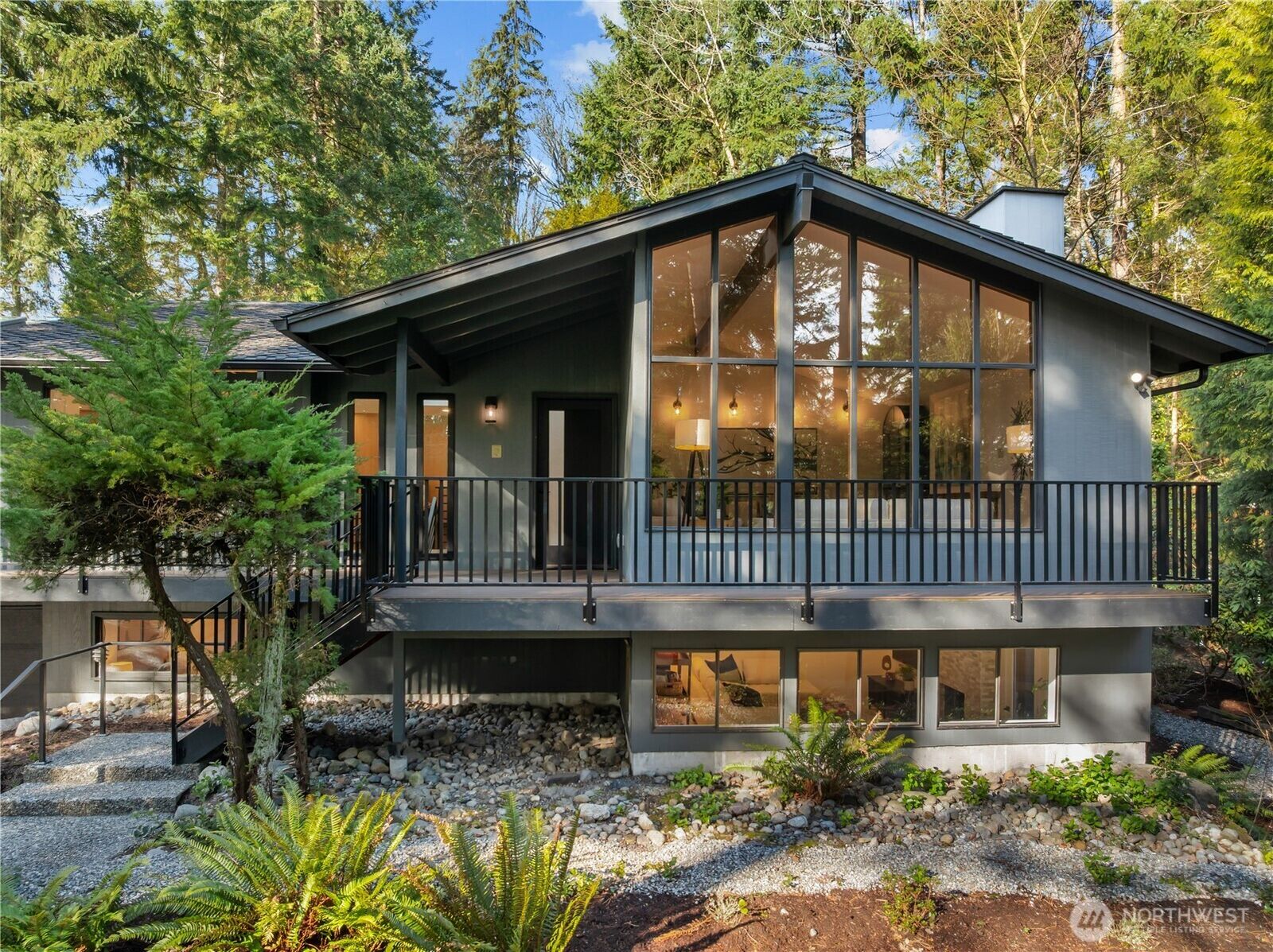 Property Photo:  6423 E Mercer Way  WA 98040 