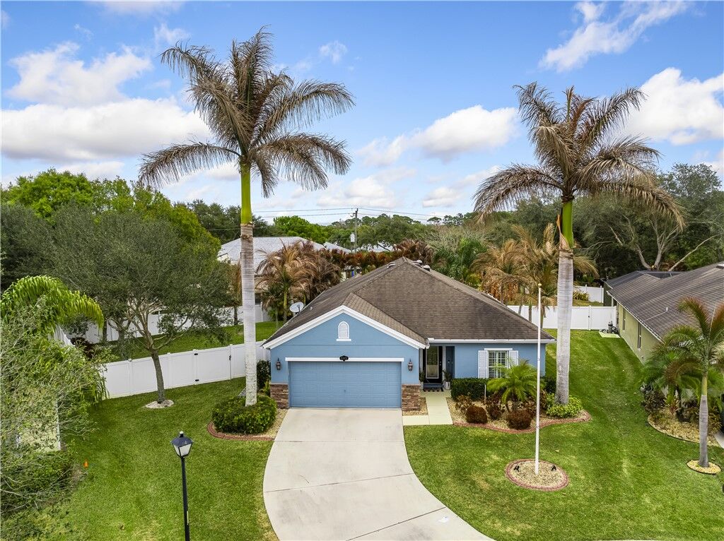 Property Photo:  8143 Westfield Circle  FL 32966 