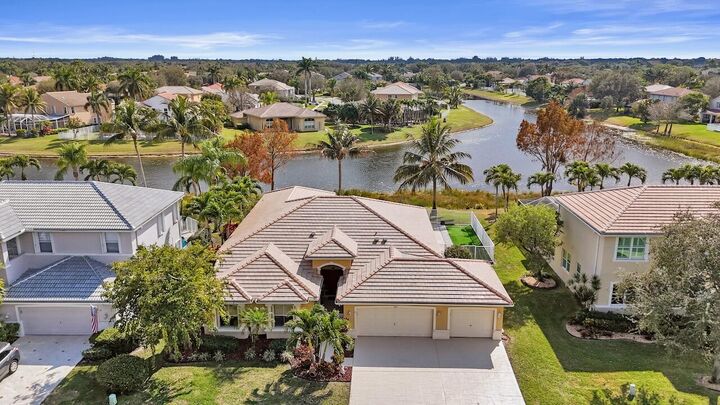 Property Photo:  6171 Shadow Tree Lane  FL 33463 