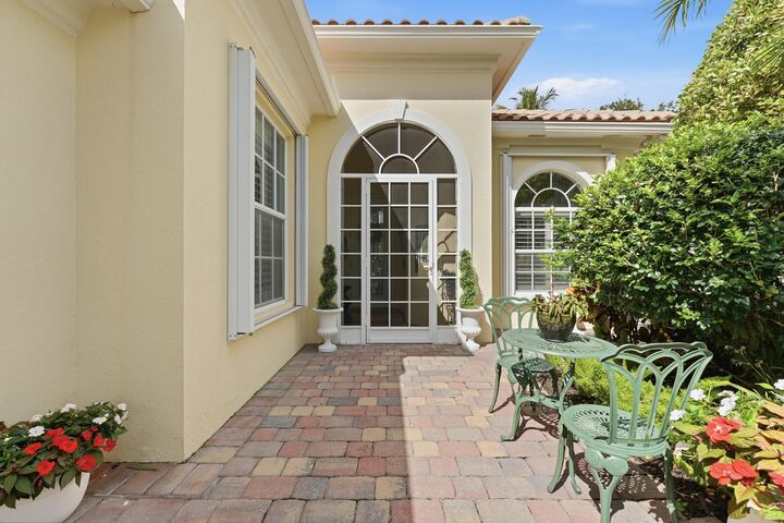 Property Photo:  8259 Nevis Place  FL 33414 