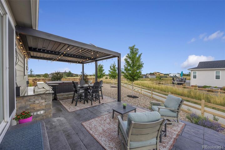 Property Photo:  1683 Castle Vista Way  CO 80104 
