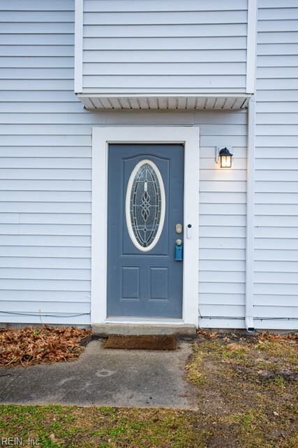 Property Photo: 5900 Blackpoole Ln VA 23462