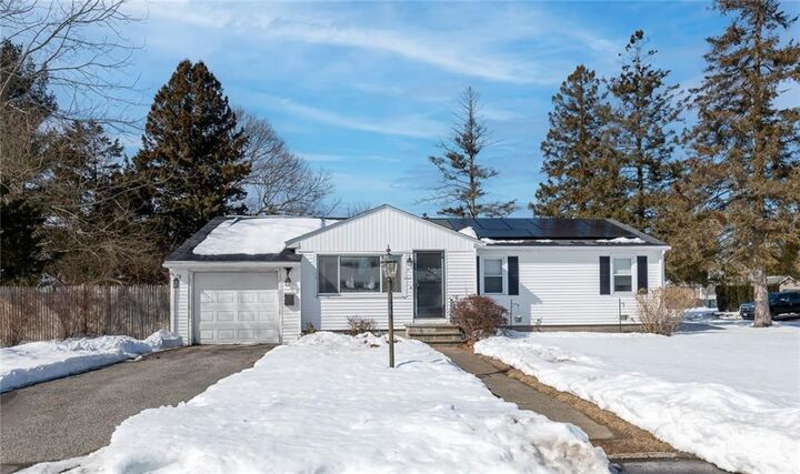 Property Photo:  31 Archdale Drive  RI 02889 