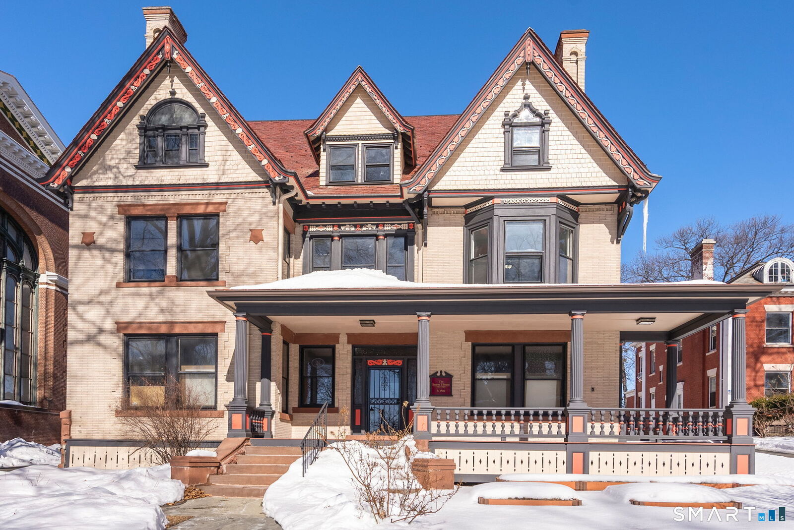 Property Photo:  360 Farmington Avenue 9  CT 06105 