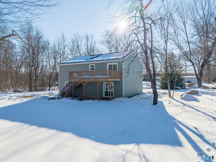 Property Photo:  18 Oakhill Avenue  CT 06854 