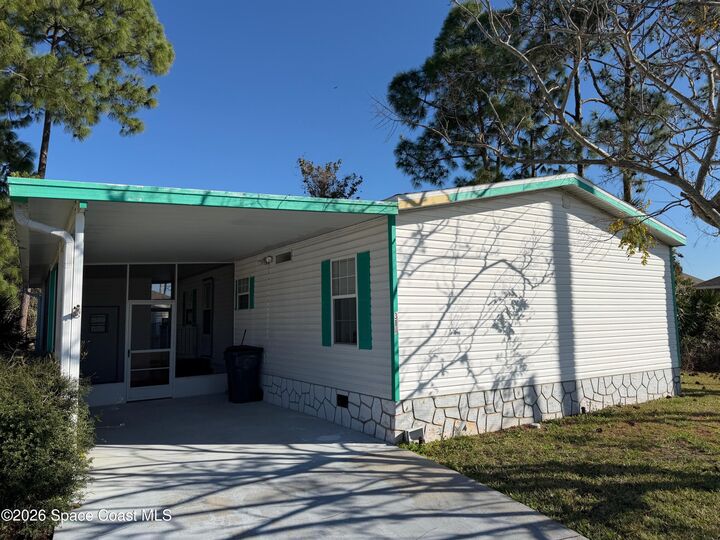 Property Photo:  314 San Mateo Boulevard  FL 32780 