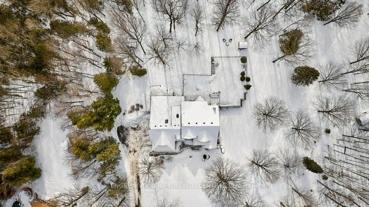 Property Photo:  27 Timberlane Court  ON L1E 2H1 