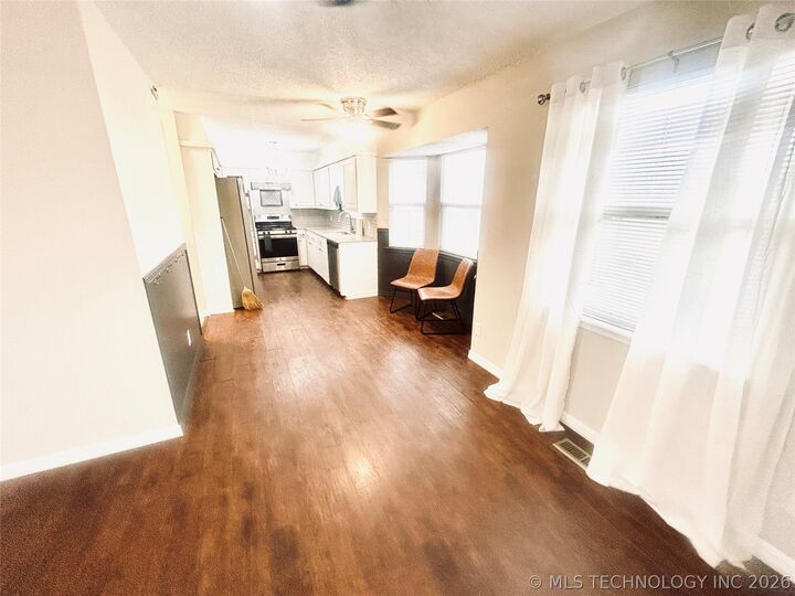 Property Photo:  421 N Cedar Street  OK 74037 
