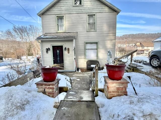 Property Photo: 1100 National Forge Road PA 16329