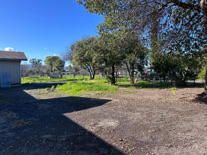 Property Photo: 1005 Poplar Road CA 95687