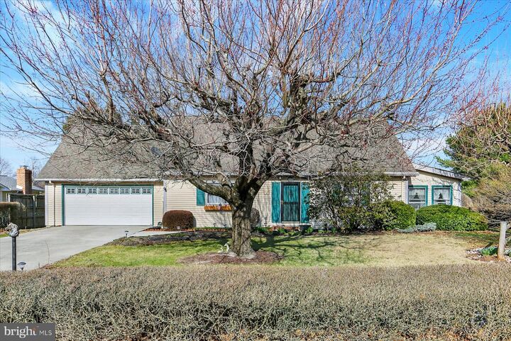 Property Photo: 202 Lindy Avenue PA 17372