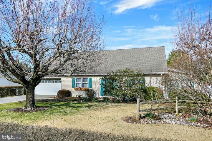 Property Photo:  202 Lindy Avenue  PA 17372 