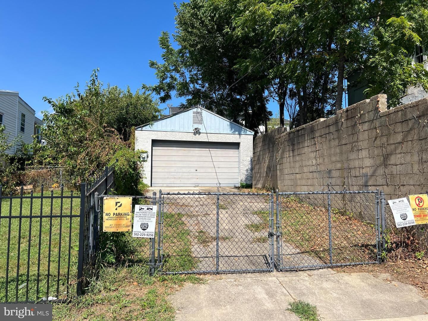 Property Photo:  701 E 6th Street  DE 19801 