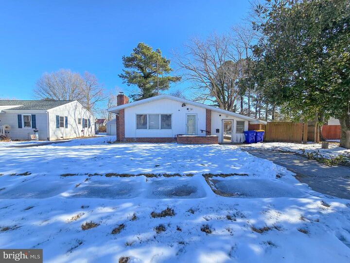 Property Photo:  321 N Willey Street  DE 19973 