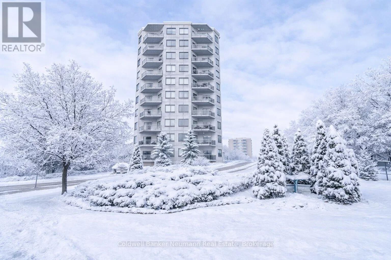 Property Photo: 60 Wyndham Street South 206 ON N1E 7H7