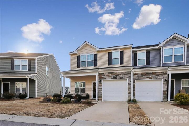 Property Photo: 15249 Wrights Crossing Drive NC 28278