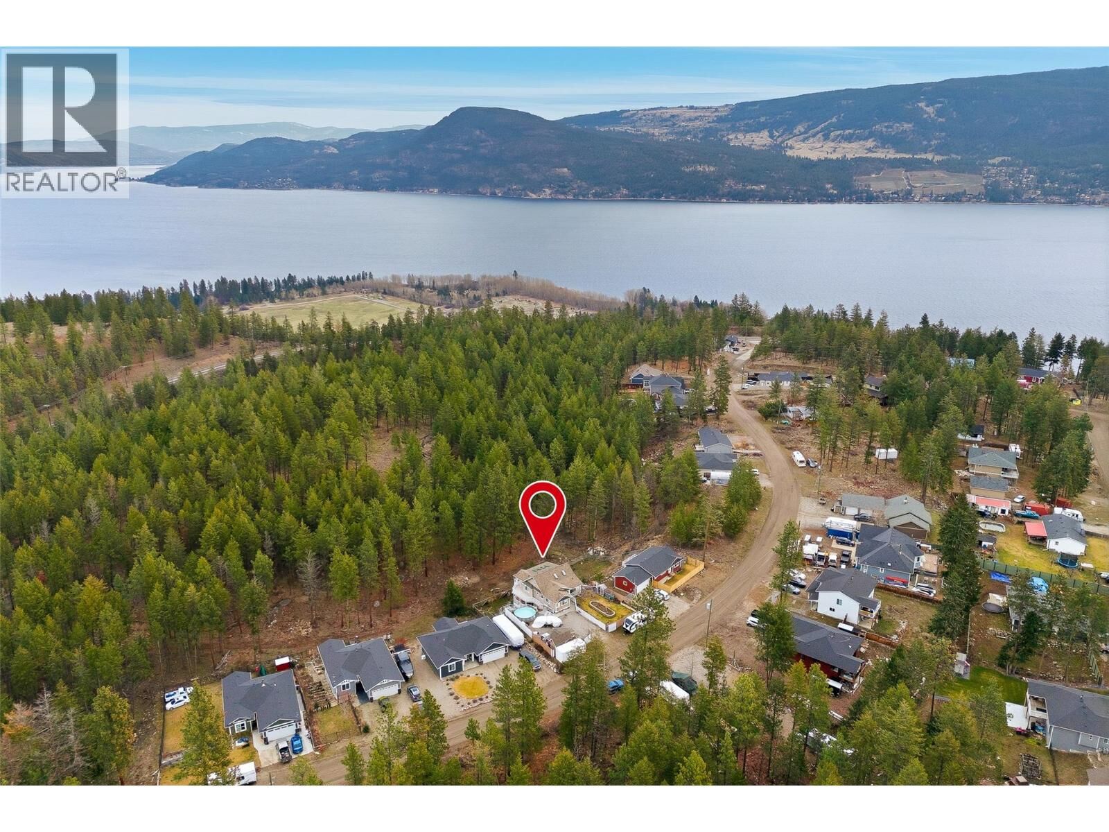 Property Photo: 674 Muir Road BC V1Z 3W2