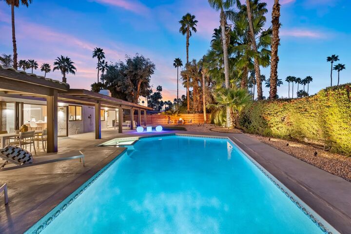 Property Photo: 1560 S Beverly Drive CA 92264