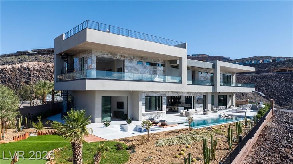 Property Photo: 531 Cityview Ridge Drive NV 89012
