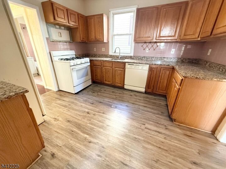 Property Photo: 137 Watchung Ave 2 NJ 07052