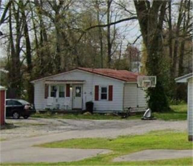 Property Photo:  79 SR 109 N  KY  