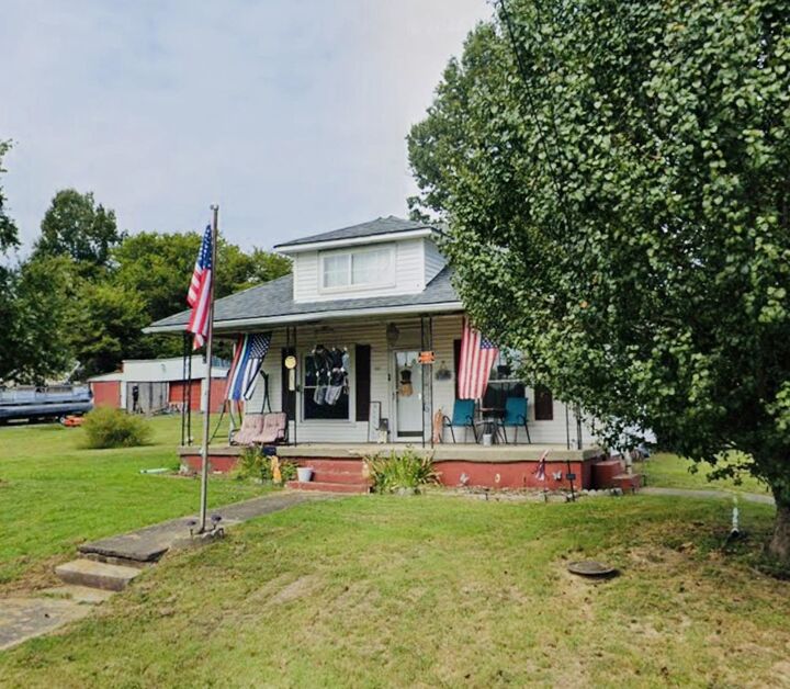 Property Photo: 101 E Short St KY 42404