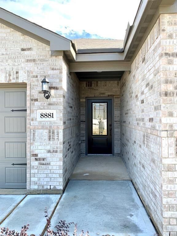 Property Photo:  8881 Oval Glass Street  TX 77304 