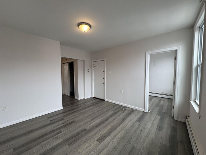 Property Photo:  84 Atlantic St 3  NJ 07304 