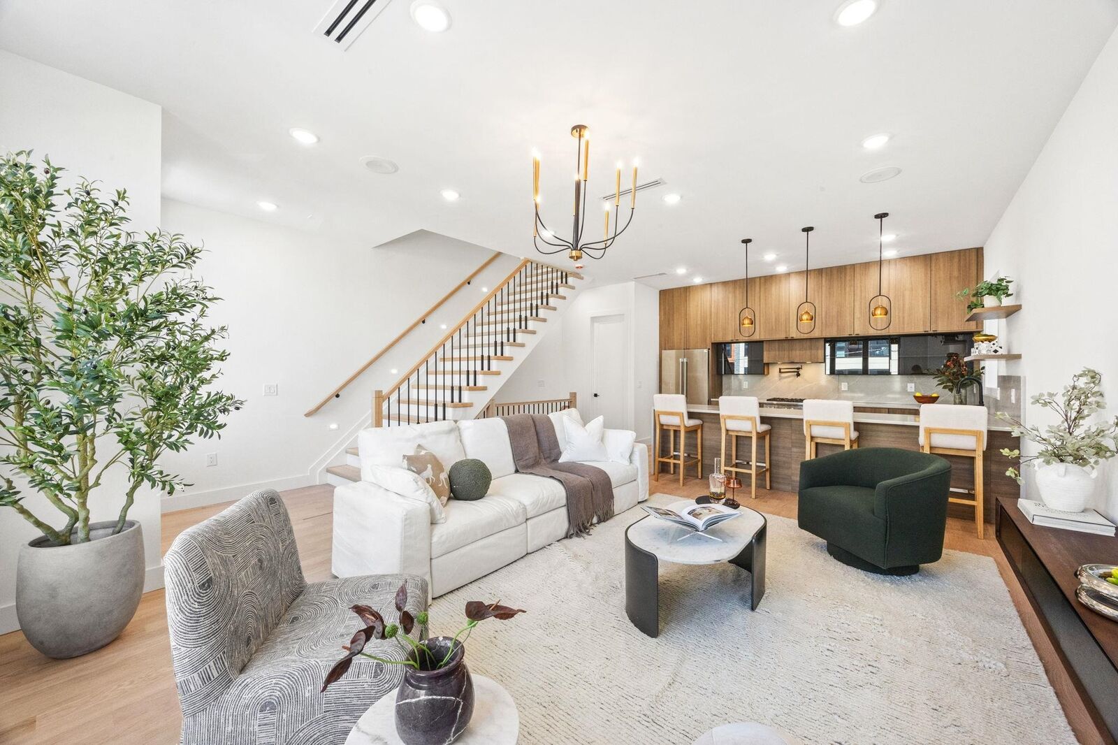 Property Photo:  33 Graham St 2  NJ 07307 