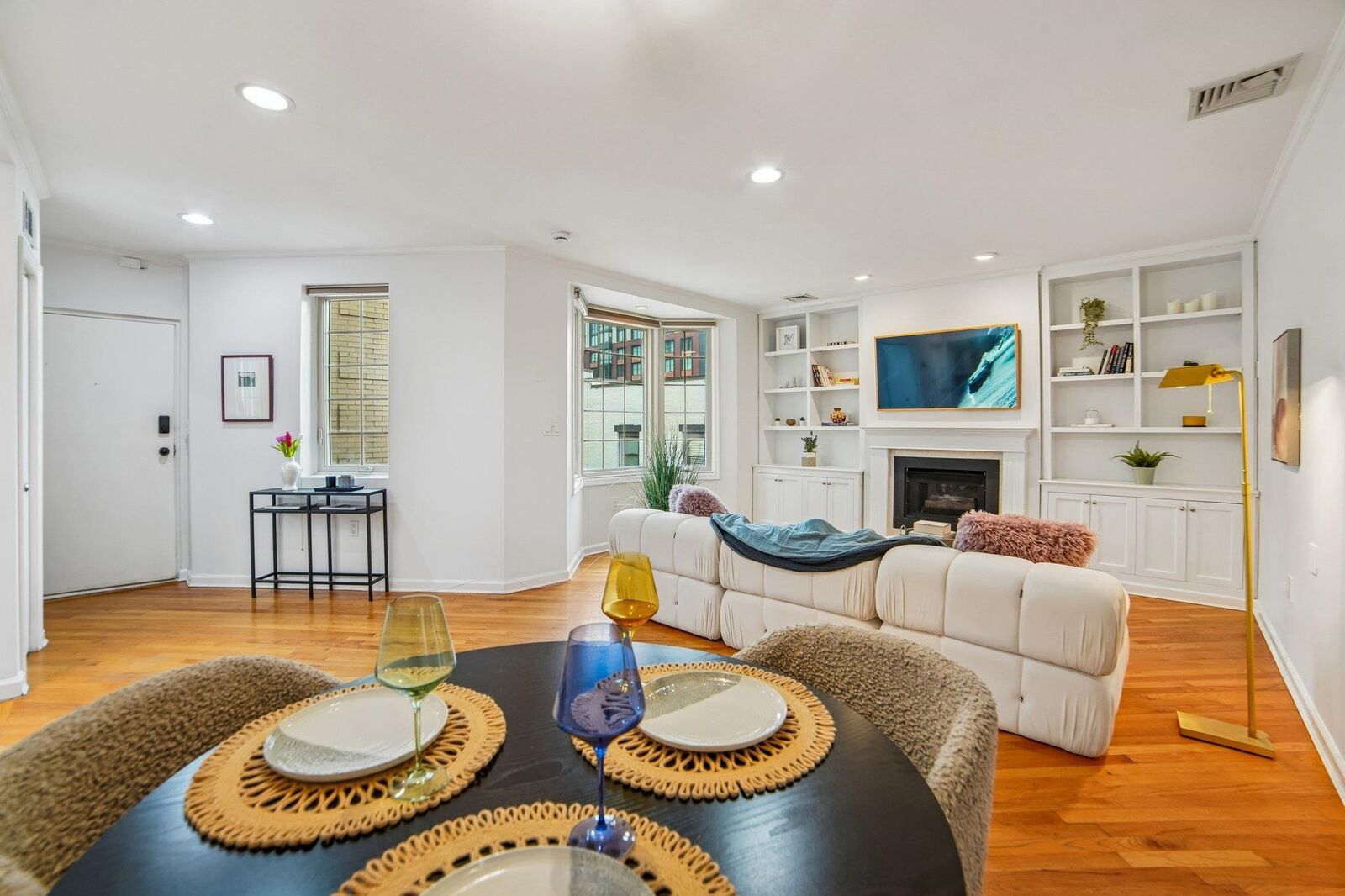 Property Photo:  1108 Hudson St 6B  NJ 07030 