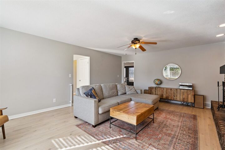 Property Photo:  2904 Sylvania Drive  IA 50266 